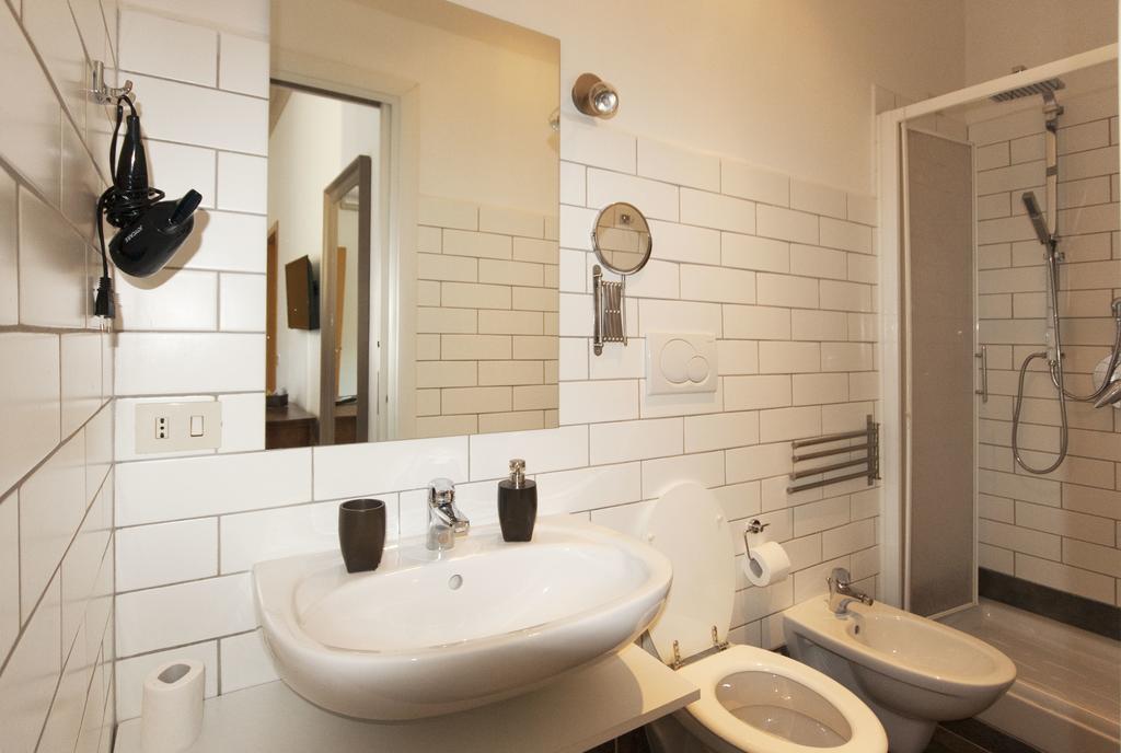 Le Suites Di Tevere Home โรม ห้อง รูปภาพ