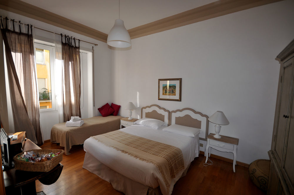 Le Suites Di Tevere Home โรม ภายนอก รูปภาพ