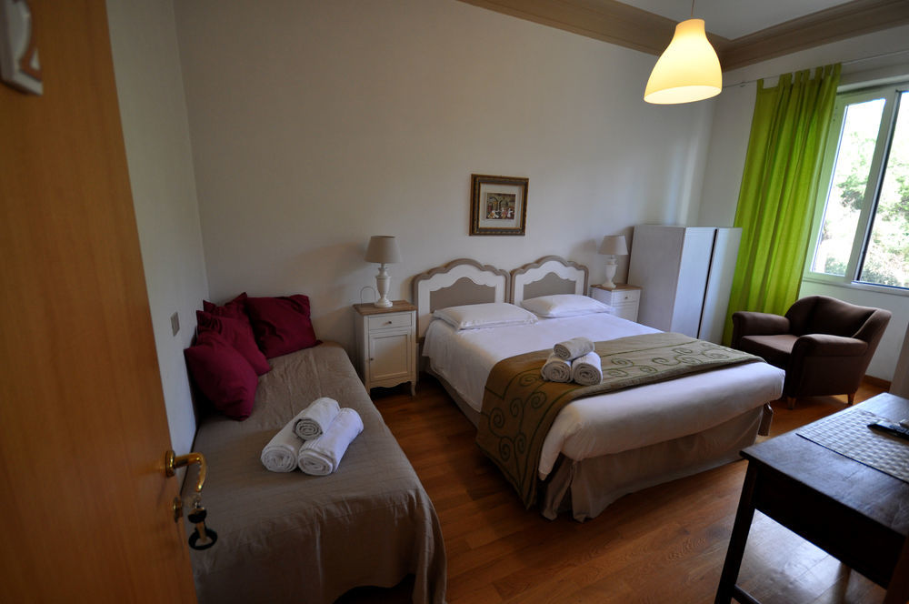 Le Suites Di Tevere Home โรม ภายนอก รูปภาพ